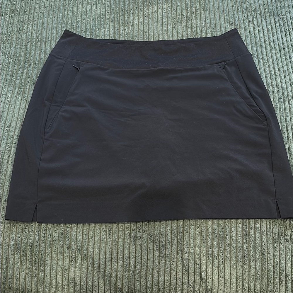 Athleta Black SoHo Skort